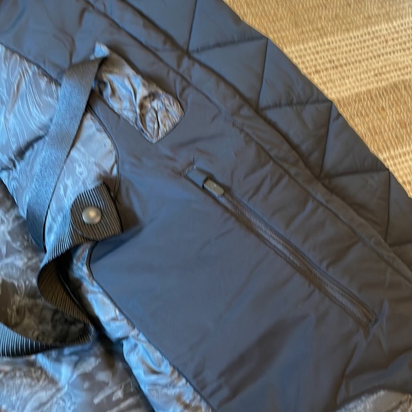 Lululemon Down Jacket - Picture 12 of 16